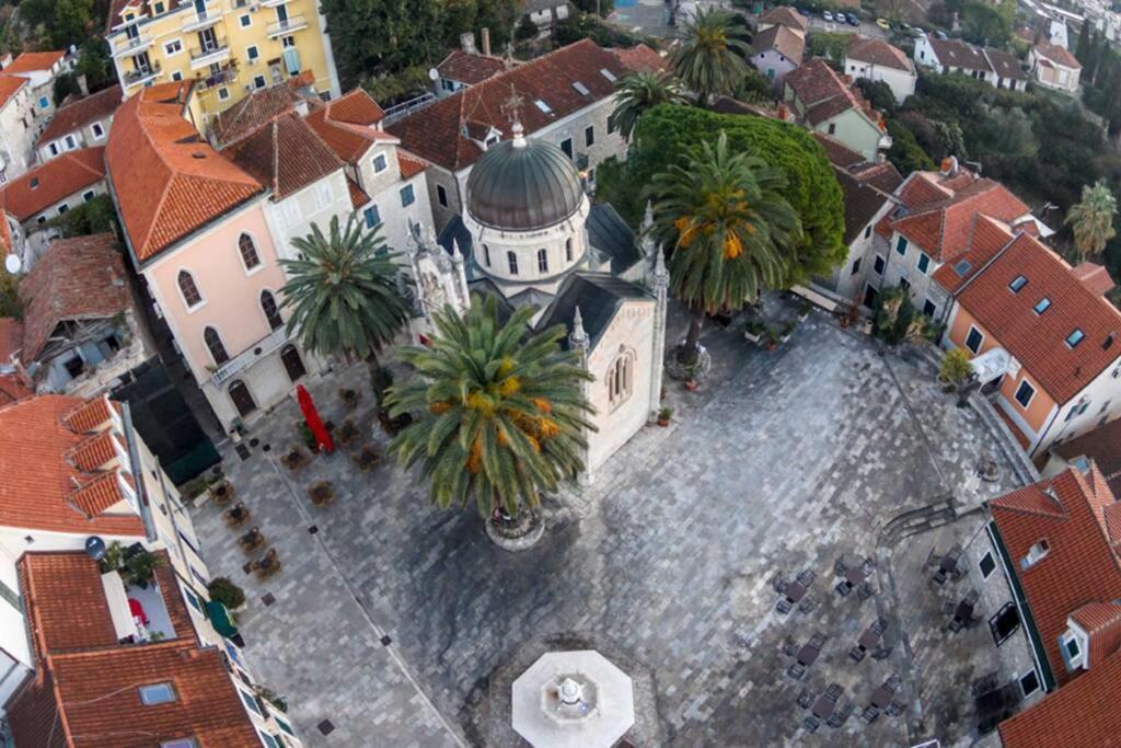 Pearl In The Heart Of Old Town On Belavista In Апартаменти *